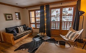 Arc 1950 Appartement skis aux pieds